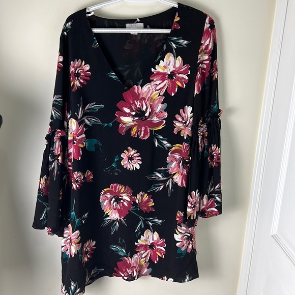 I.State Floral Mini Bell Sleeves Dress With Pockets Size Medium - Picture 9 of 10